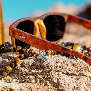 Tiger’s Eye Gazing Goodr Sunglasses